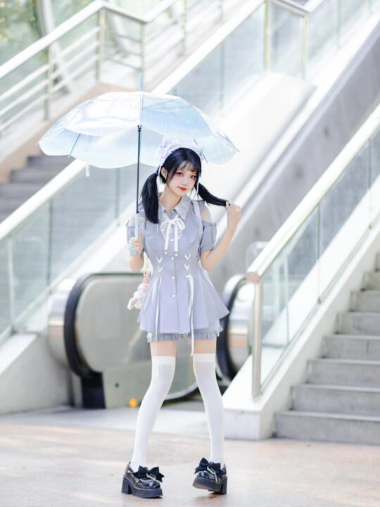 水色系统丨猫猫搭扶梯💦