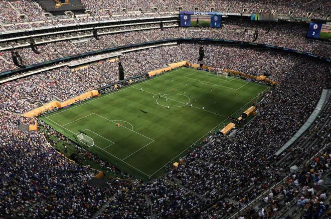 4月30日，《卫报》发文表示，在美国、墨西哥和加拿大举行的2026年世界杯，将成