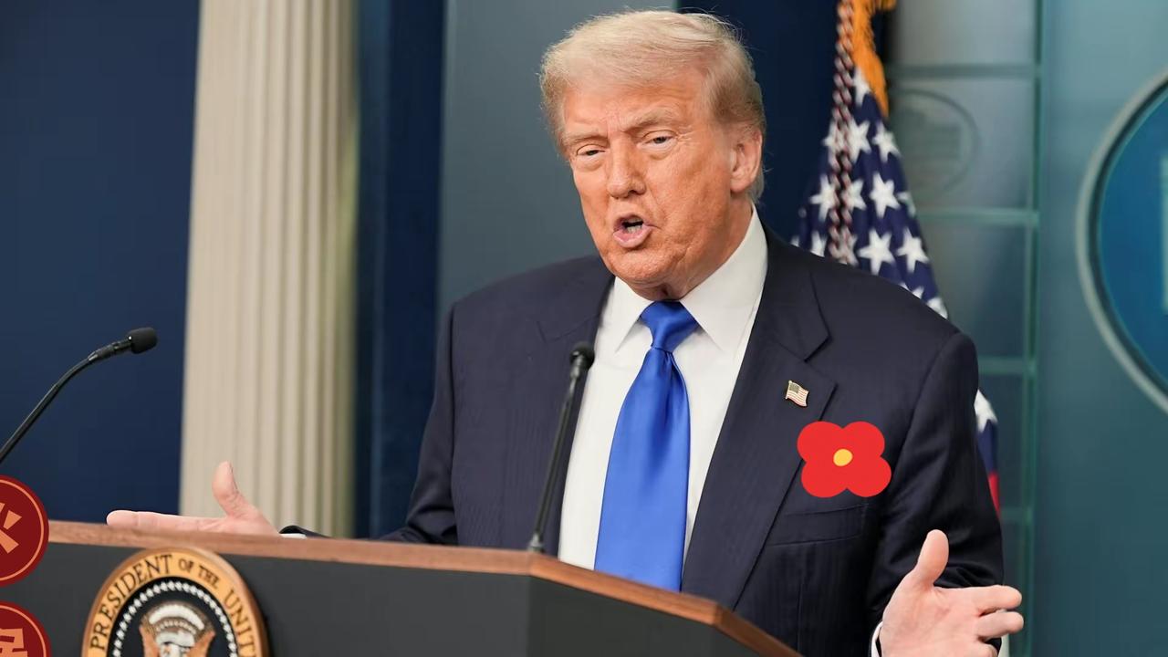 快讯！快讯！
特朗普硬刚宣布
当地时间2025年11月2日，美国总统特朗普在返回