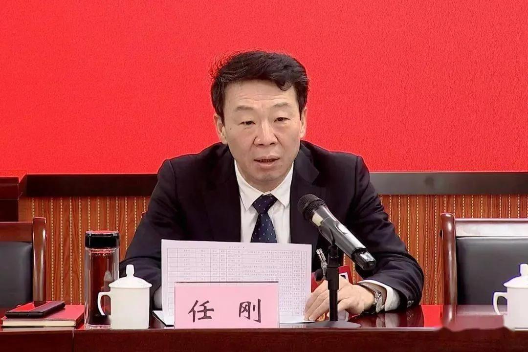 青岛代理市长
