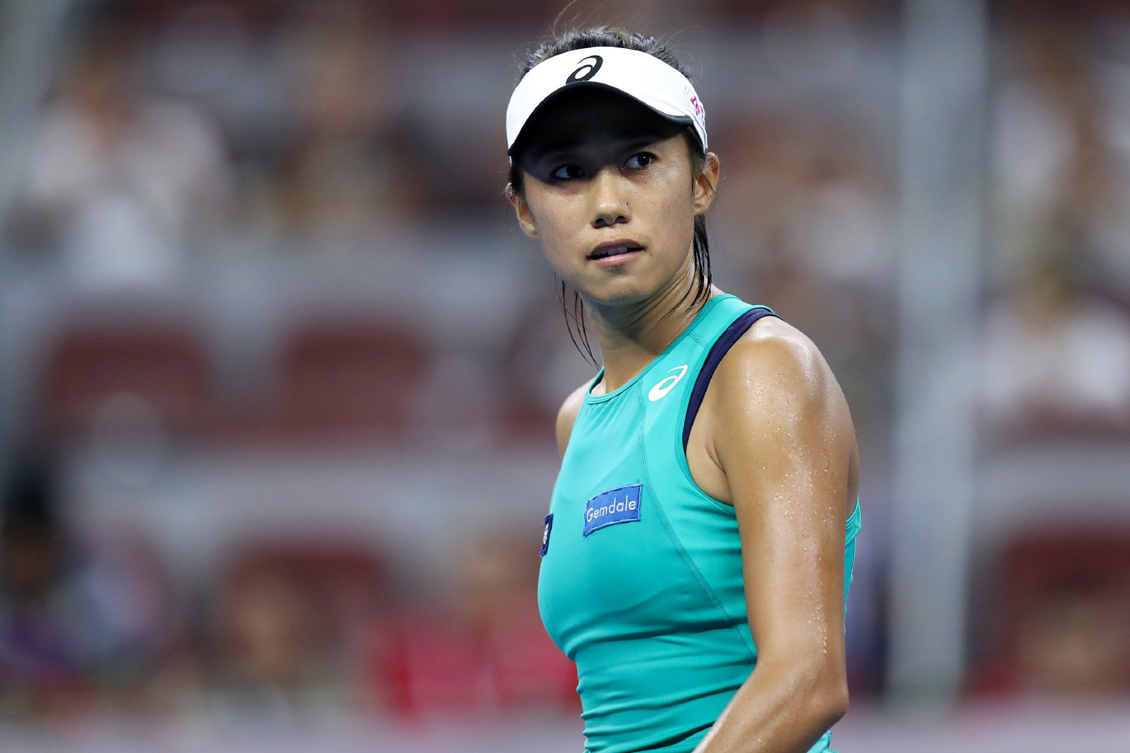 张帅终结单打24连败🔥WTA1000中网女单首轮，持外卡出战的🇨🇳张帅以7