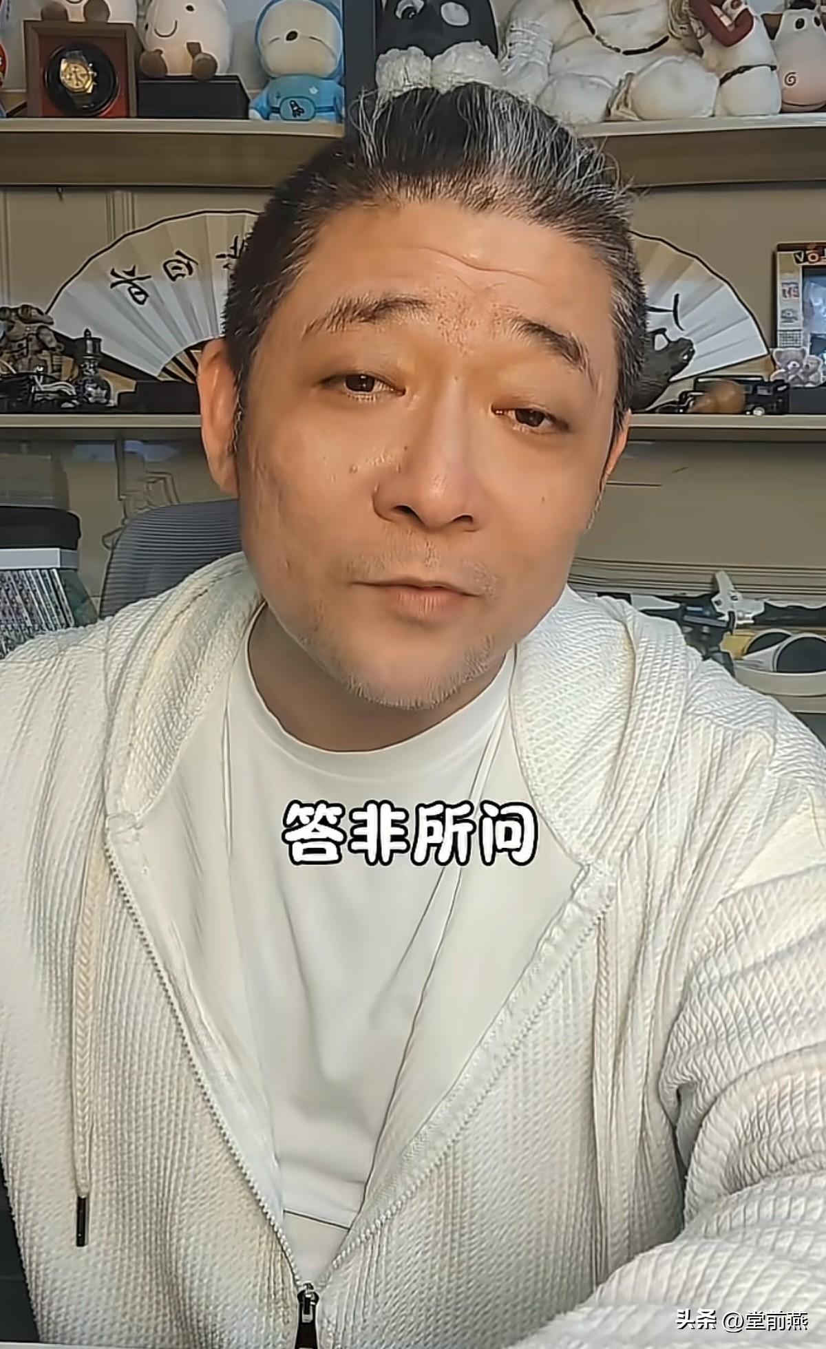 别人问你让难受的问题，其实你可以有四种选择:

1，找“不可抗力”不回答，

2