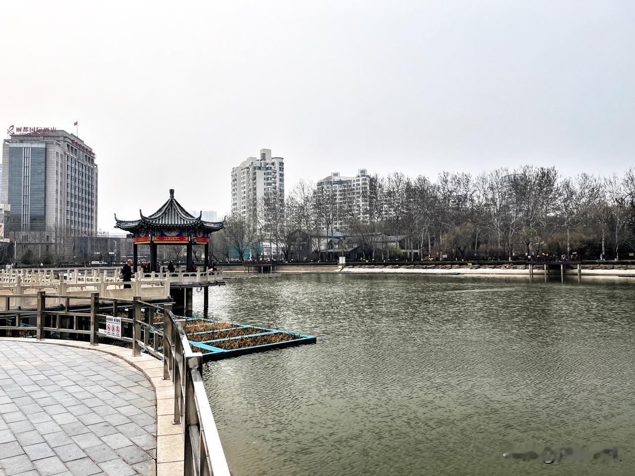 4月物价上涨，老百姓怎么省钱过日子？

4月菜价、肉蛋、油价都涨了，家里开支明显