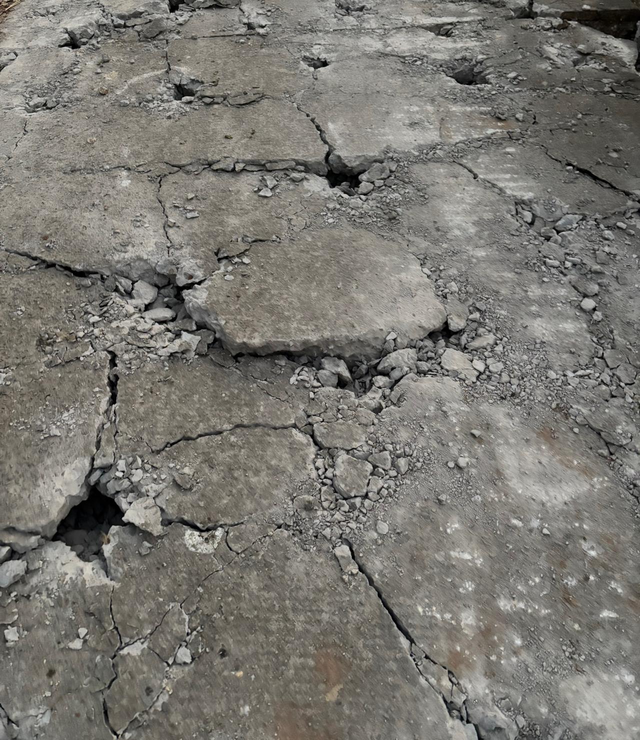 不得不说，国家对农村真的是很好，之前帮所有的稻田都修好了沟渠。方便了农田水利灌溉