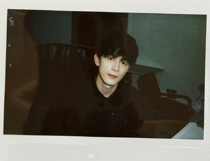 邓凯收信像是在摘豆角 非常伟大的新人美时期 