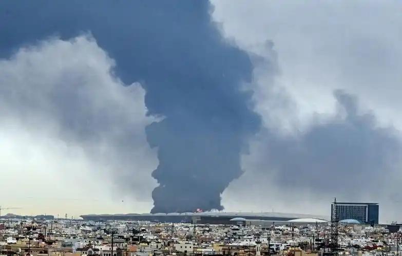 美国炸了伊朗13天，全世界没一个跟的，乌克兰却突然动手了

这事儿得从7月7号说