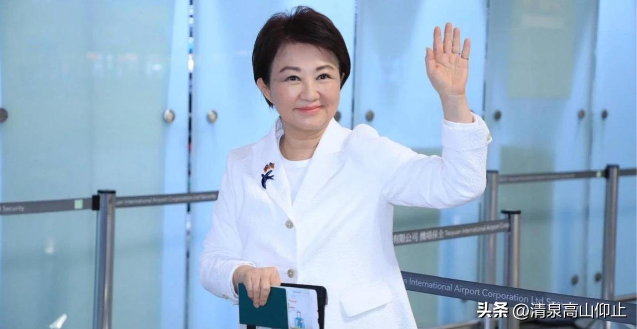 卢秀燕回到桃园机场！

“窜欧”结束的卢秀燕，在机场接受媒体采访时，依然嚣张的称