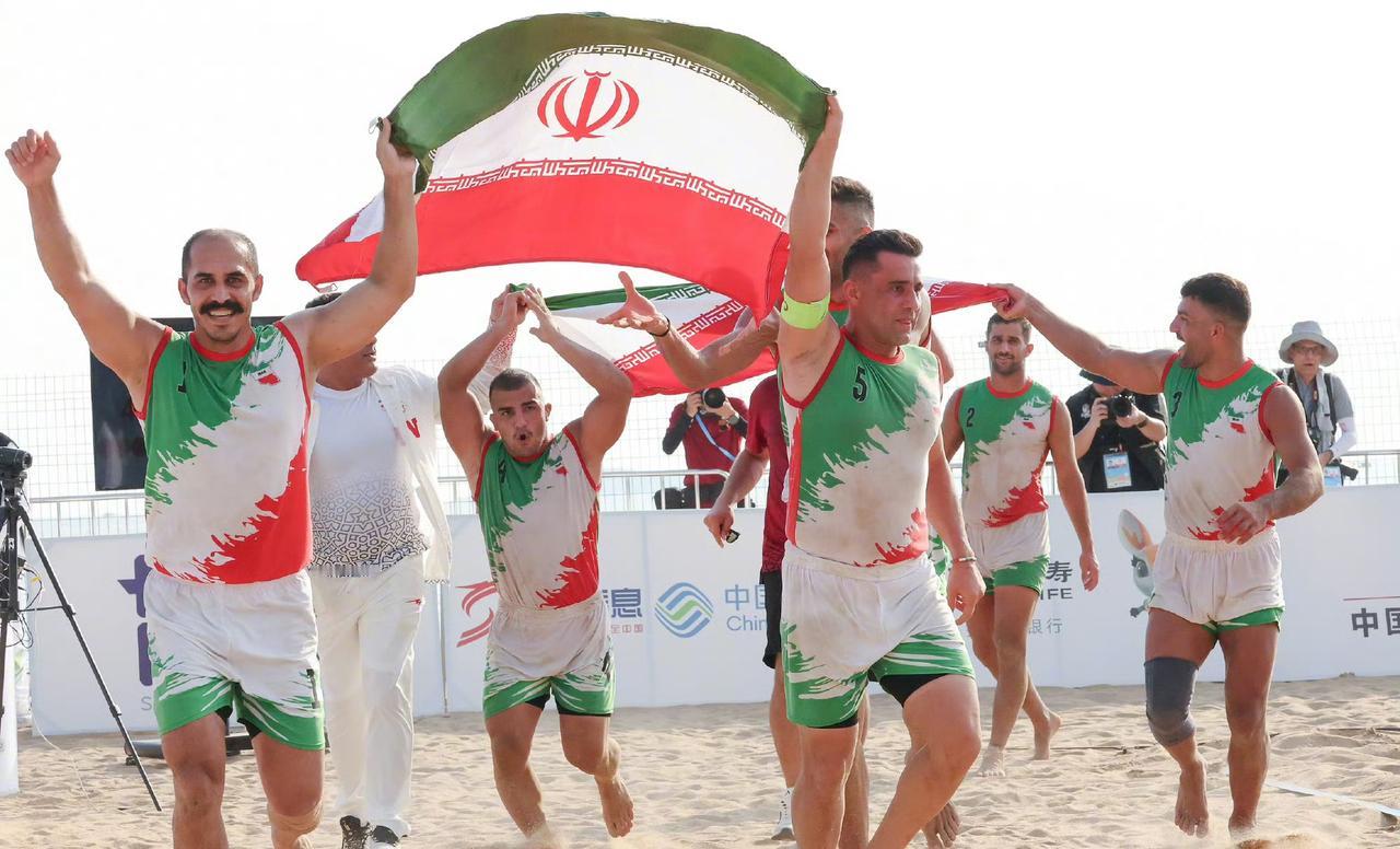 在海南三亚举行的第六届亚洲沙滩运动会沙滩卡巴迪男子决赛，伊朗队以44-31战胜印