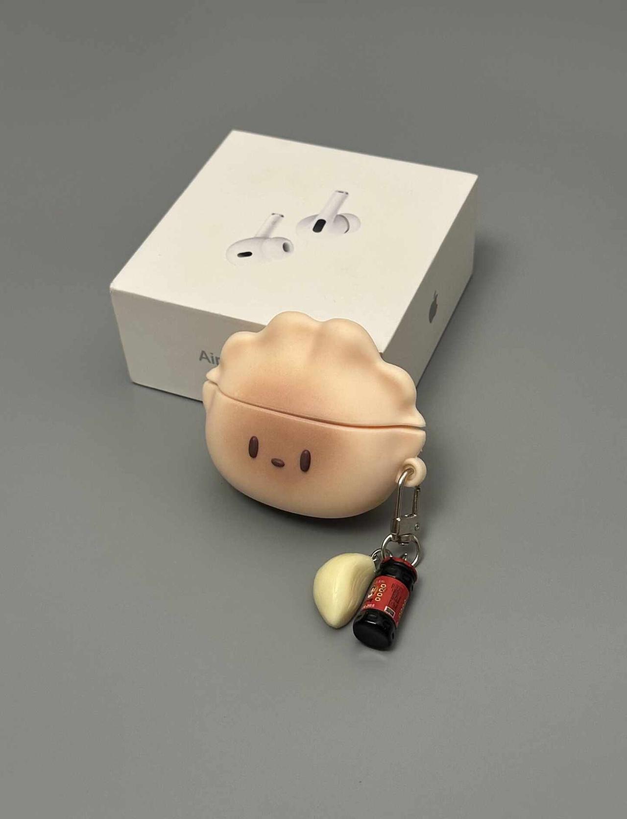 挂件是老干妈和大蒜呀！！🌶️🧄
耳机壳 AirPods耳机壳 airpods