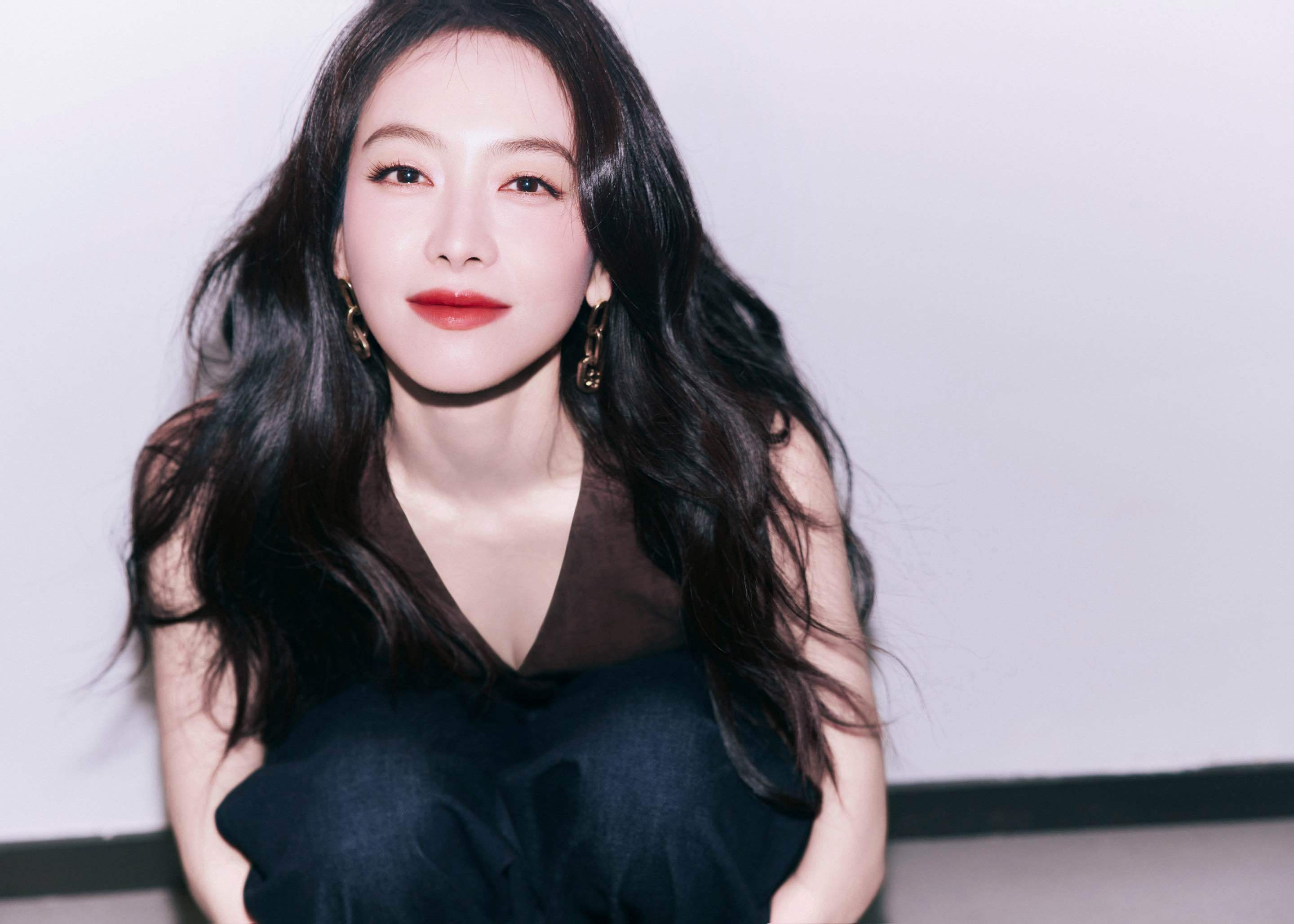 宋茜 在复制粘贴的时代，你是手写的诗