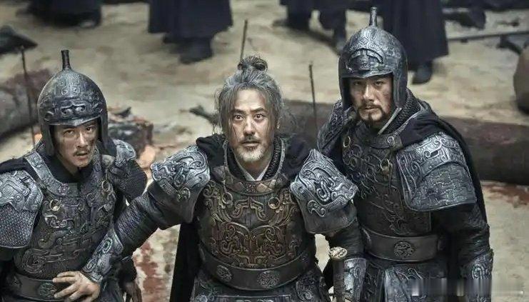 249 年正月，刑场高台上，司马懿带着两个儿子，看着下面跪着的桓范及其族人，嘲讽