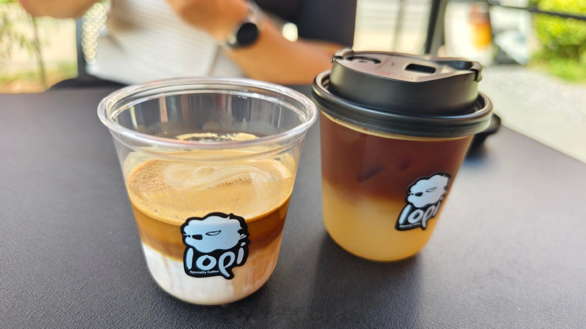 今天的日子有点过于chill了....早上大馅云吞+豆腐脑，排个大饼夹一切溜溜哒