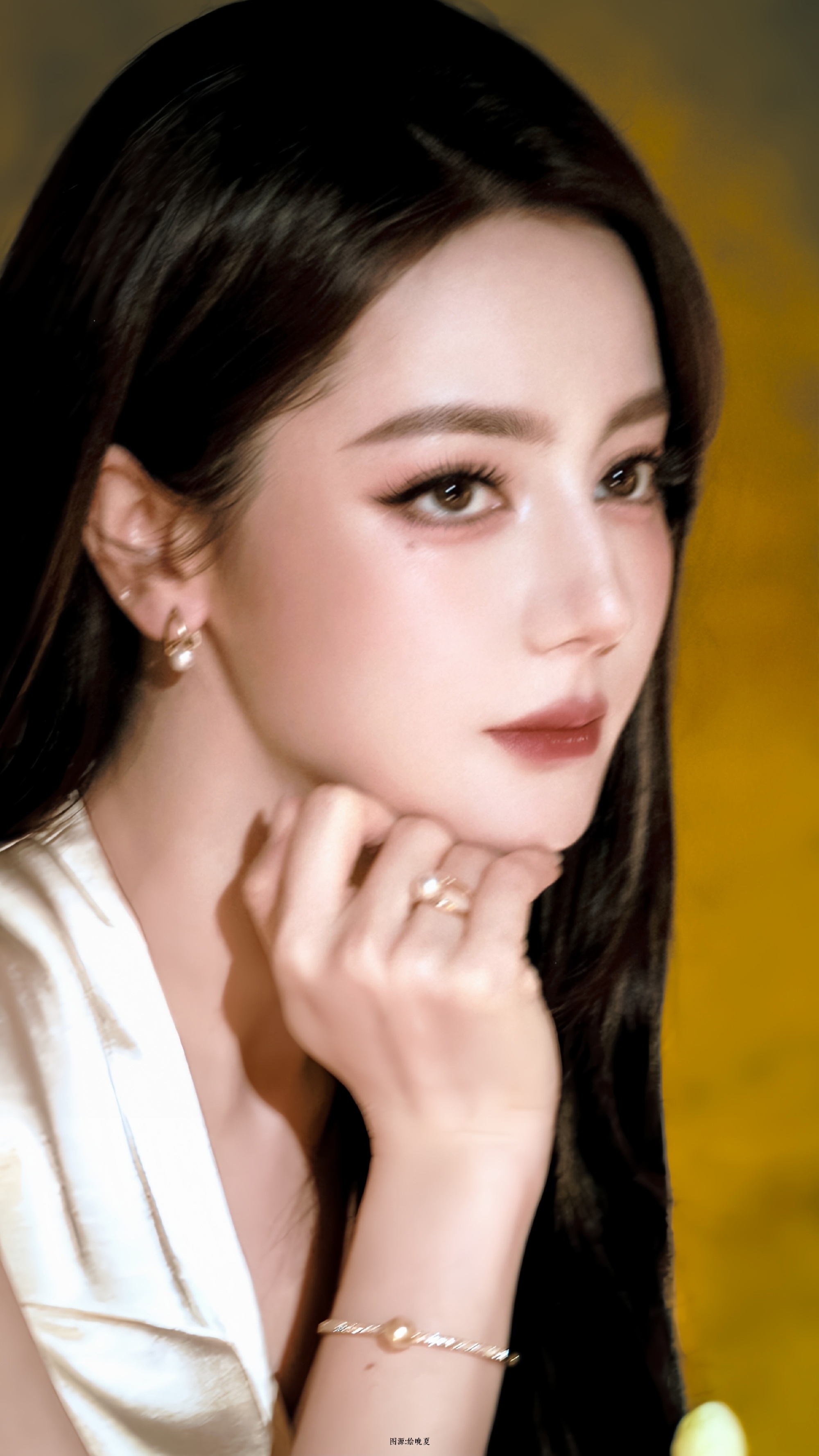  于灯火一隅，揽一束人间月光✨迪丽热巴利剑玫瑰| 我的超话卡册 ​​​