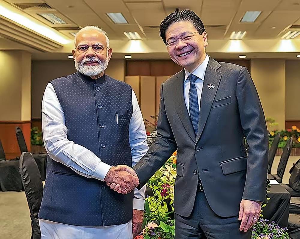 新加坡幻想扶印制华，是典型的“病急乱投医”！印度市场潜力虽有，但其国内消费疲软、