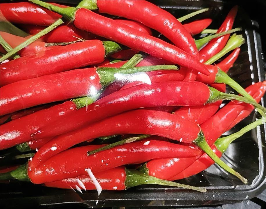 明日开盘，
应该会高开高走吧。
整个十天不交易，手都痒痒了！机器人赛道会不会爆发