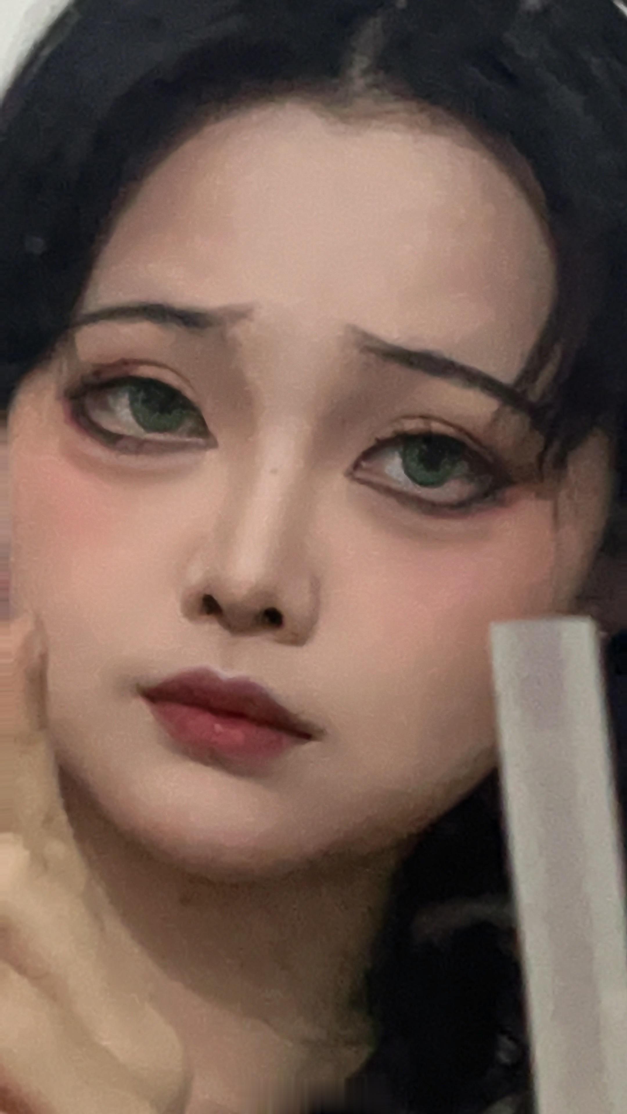 最近的两个妆面#岩栖的大脸盘子# ​​​