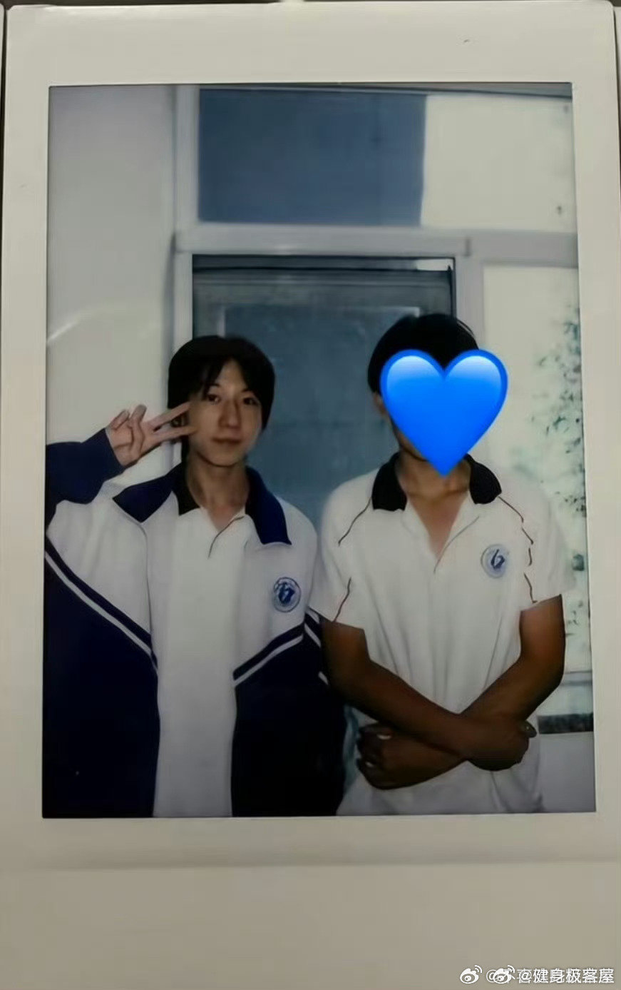 tg杨博文同学发的合照 ​（​​​
