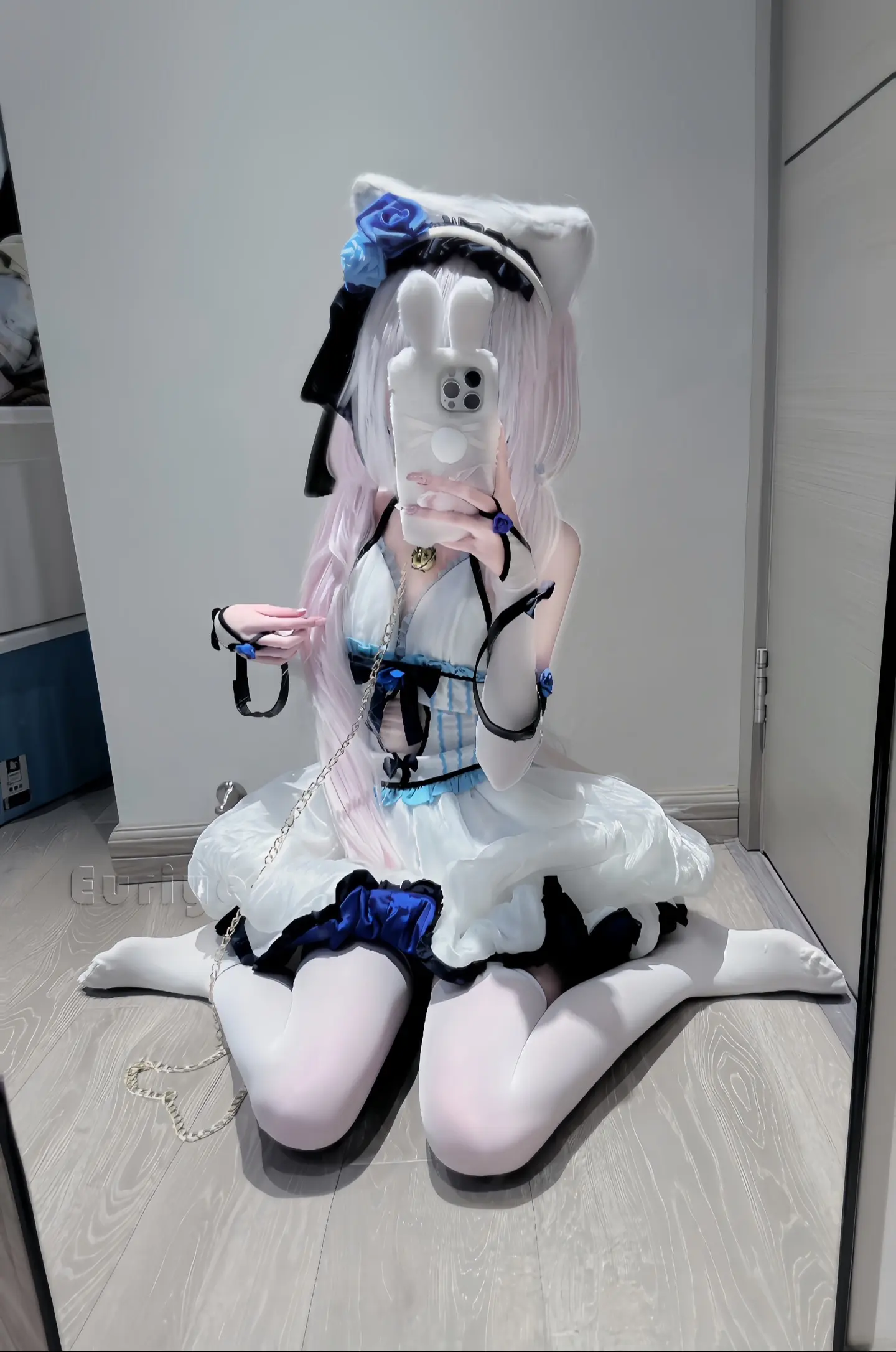 ^•ω<^ ੭ 小猫你可以吃芝士汉堡