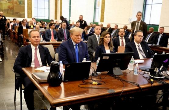 光盯着中国油轮调头了，特朗普没想到，中国在拉美杀了个回马枪
 
就在特朗普盯着油