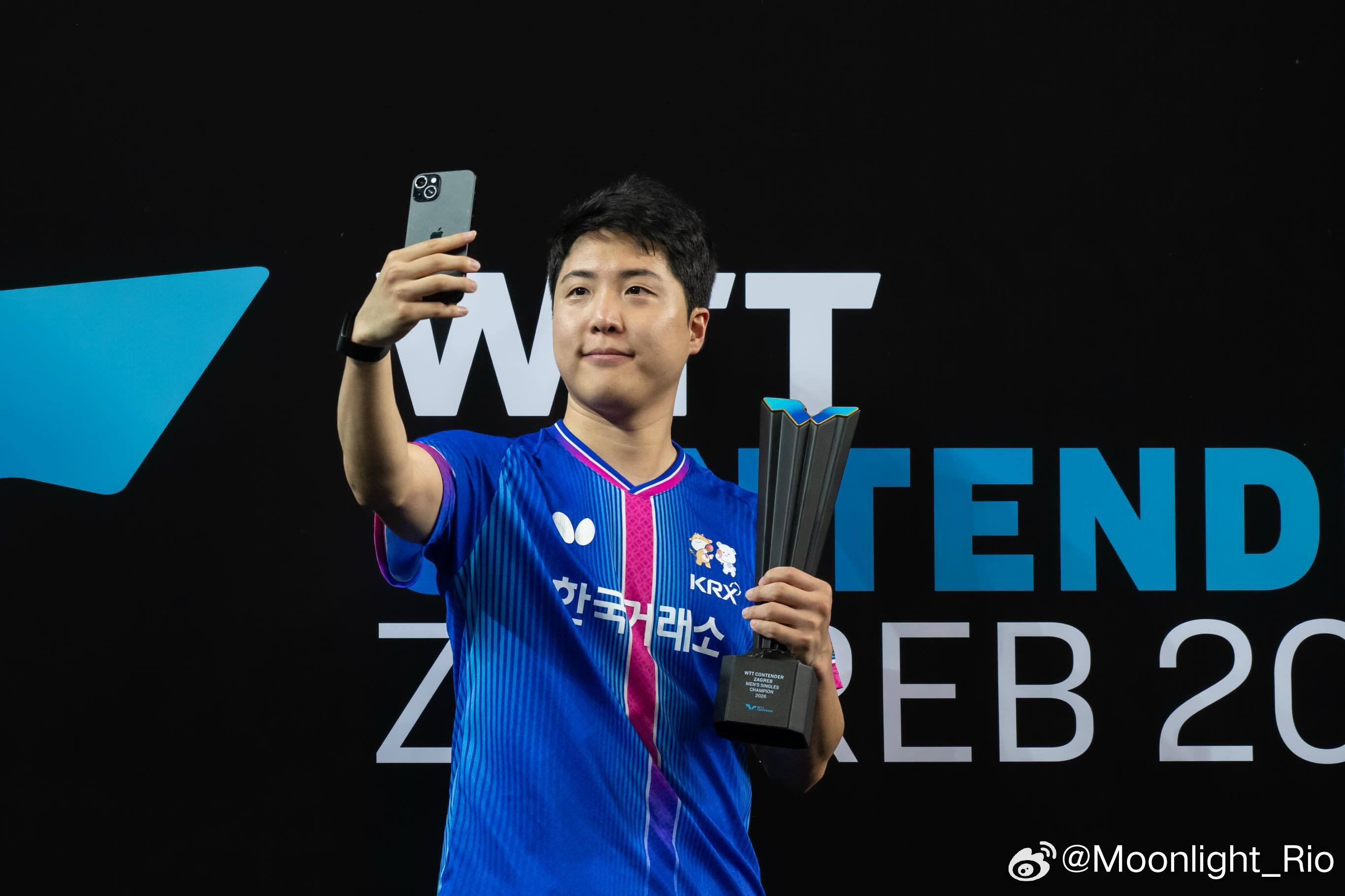 林钟勋从资格赛夺冠林钟勋：男子单打冠军🏆男子双打冠军🏆感谢大家的支持和鼓励！