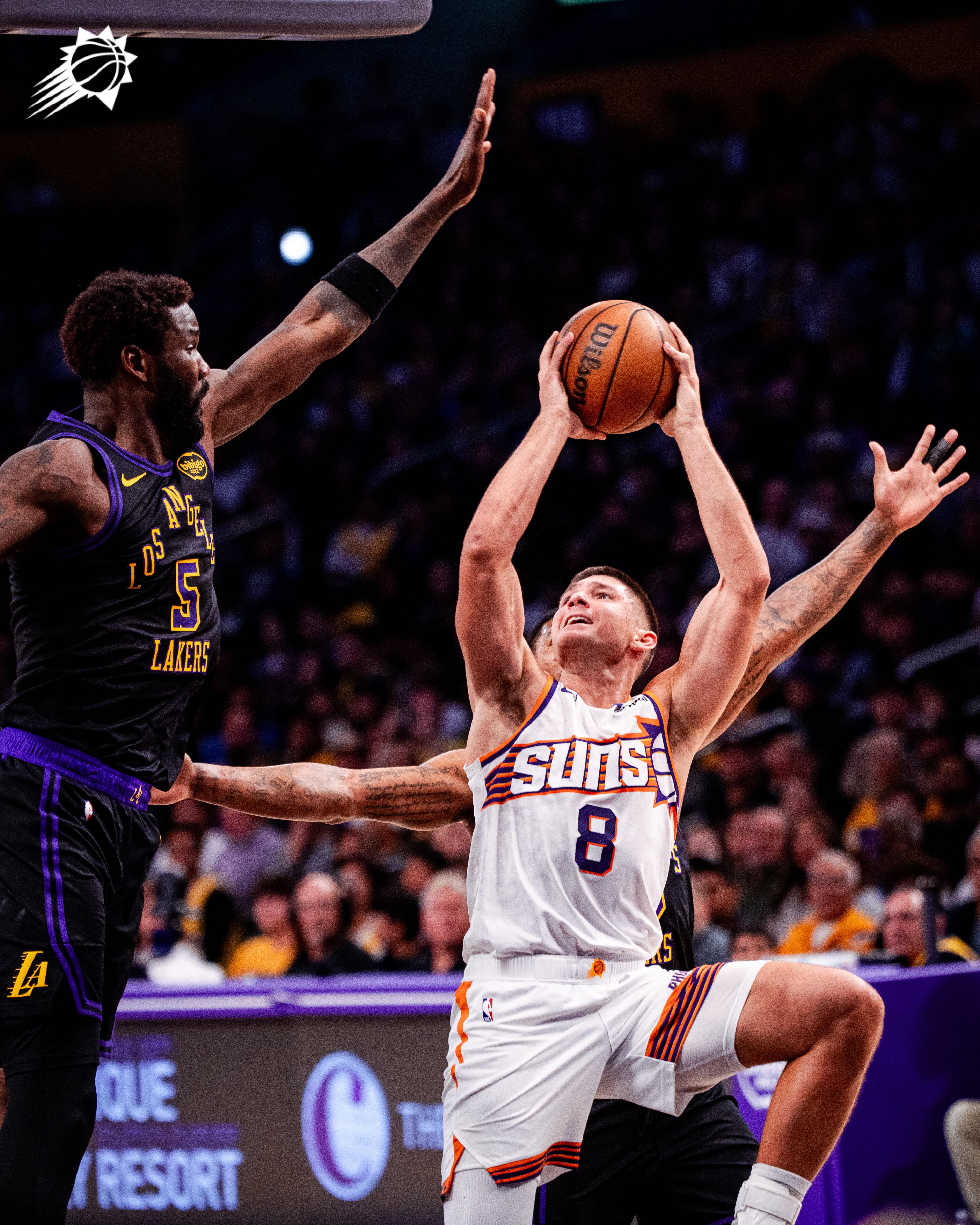 📊阿伦本场数据：8分4篮板1助攻1抢断，正负值 +5菲尼克斯太阳 ｜旭日东升 