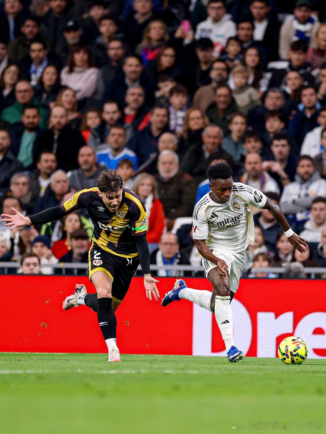 继续努力，步伐不歇💪目标坚定，永不言弃🤍皇马2比1巴列卡诺 halamadr