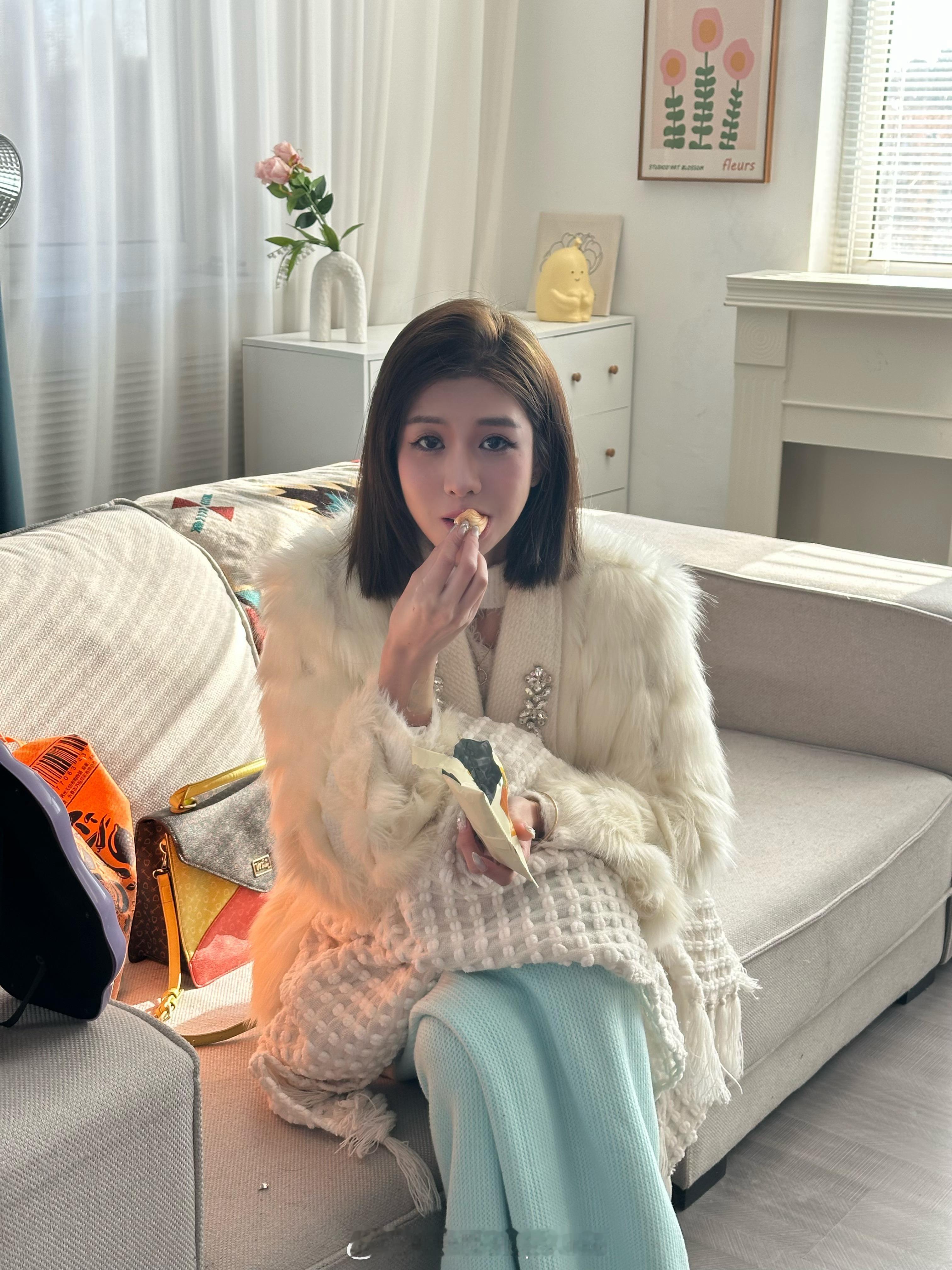 有点小寒，吃点面包暖暖自己～🍞 大连·淘器传媒