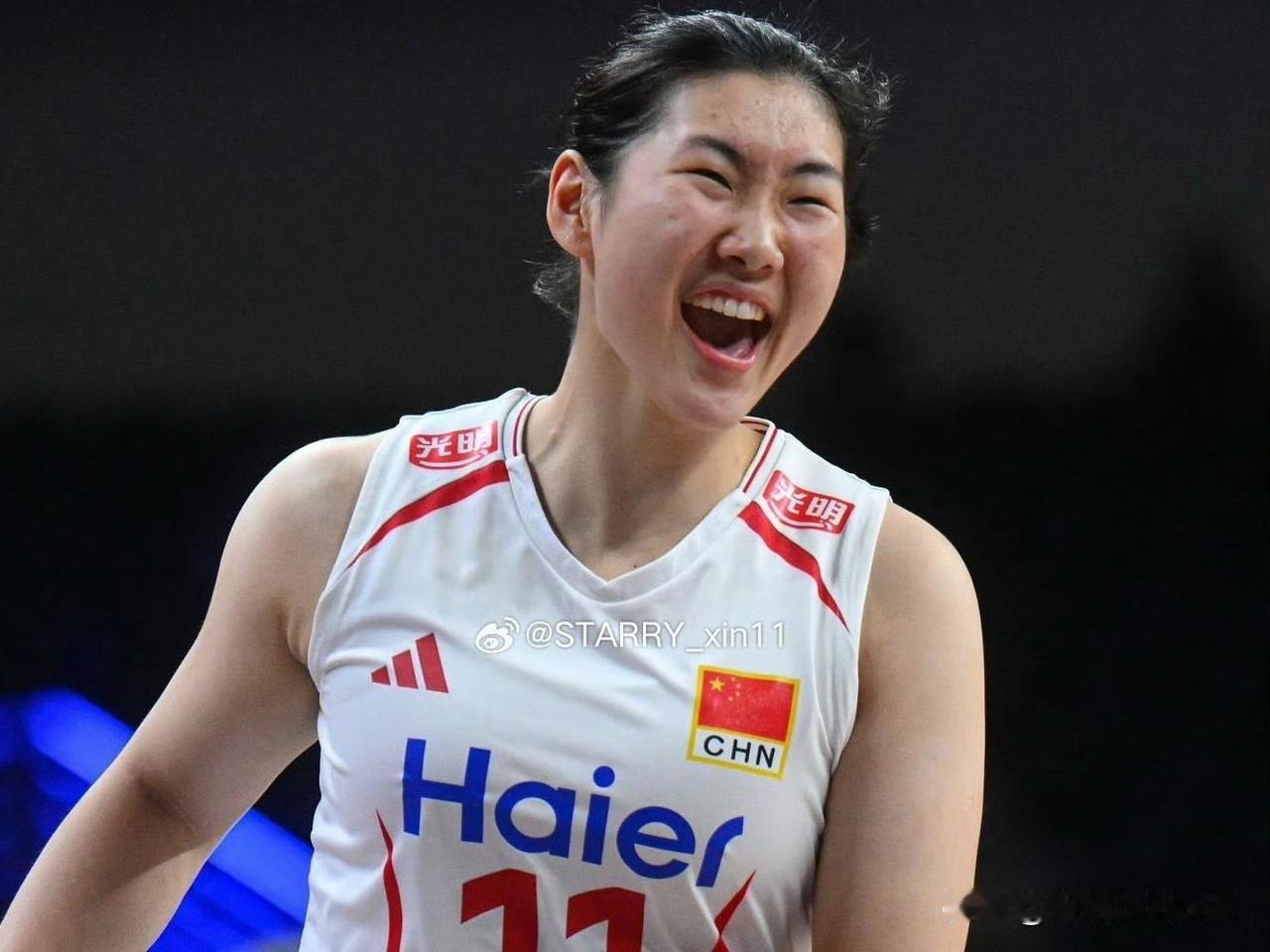 中国女排调整阵容，2-3憾负意大利女排。解盛钰不负众望，李晨瑄值得称赞！
202