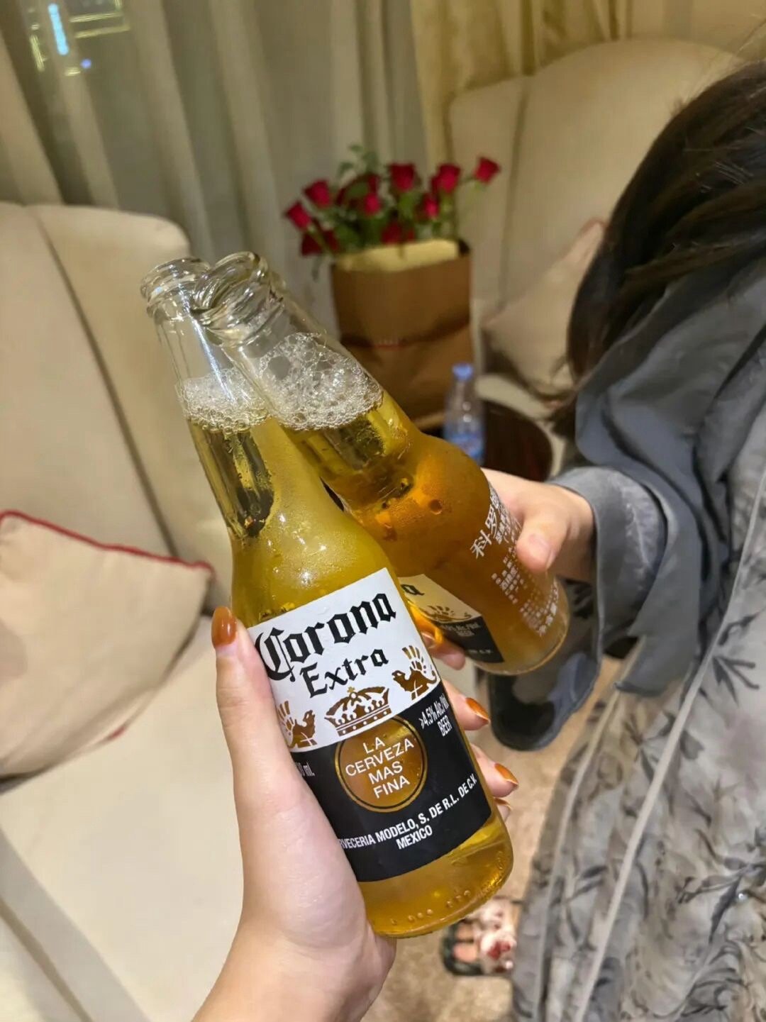 时间和新欢 你选择了时间 因为你喜欢不上别人 因为你害怕 因为你还没放下 ​​​