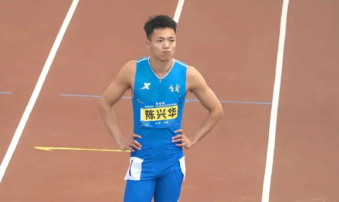 陈兴华男子七项全能破纪录夺冠
 
3月28日，2026年全国室内田径锦标赛在山东