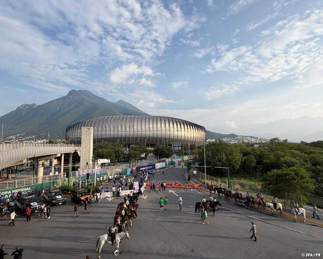 球场看起来不错墨西哥人风景突尼斯vs日本首发