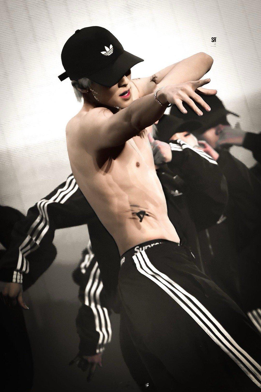 王鹤棣富有且慷慨的男菩萨 王鹤棣的D.PARTY演唱会，就是一场名副其实的“富有