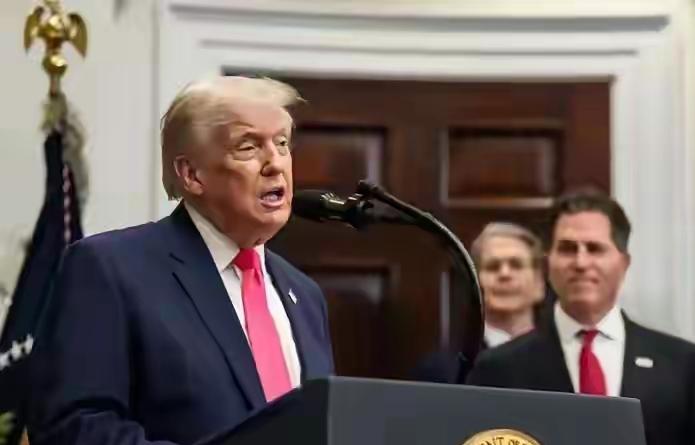 想了一个晚上，觉得特朗普的新版国家安全战略，就是尼克松当年策略的翻版，只不过是将