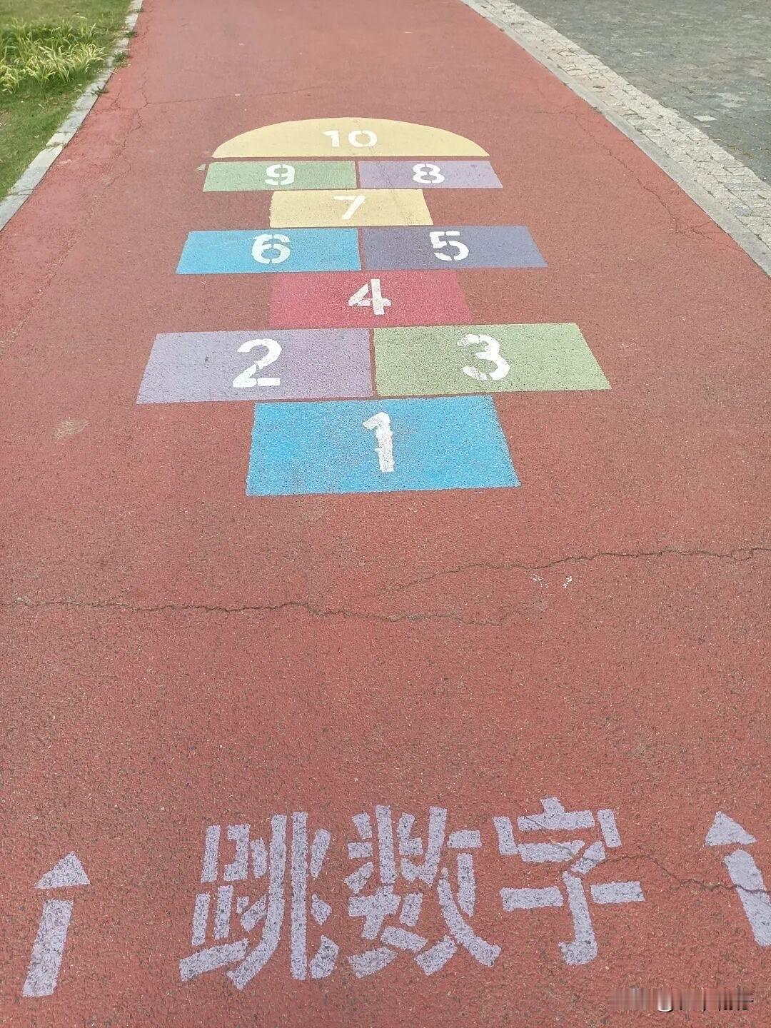 最好的投资是生孩子你认同吗?
最好的投资是生孩子吗？

我不完全认同。孩子从来不
