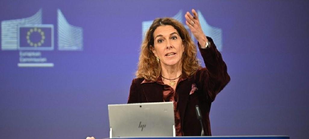 快讯！快讯！。
 
欧盟委员会突然宣布了对相关提问“无可奉告”的态度。
 
今天