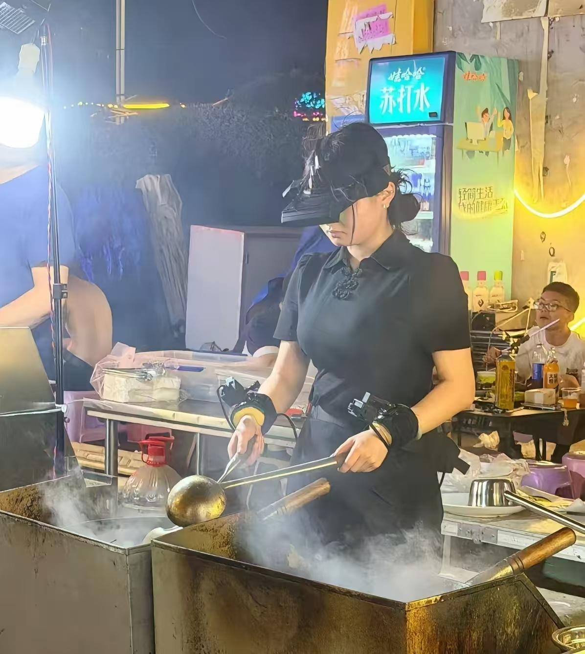 说实话，这玩意儿真的有人愿意天天戴着做饭？