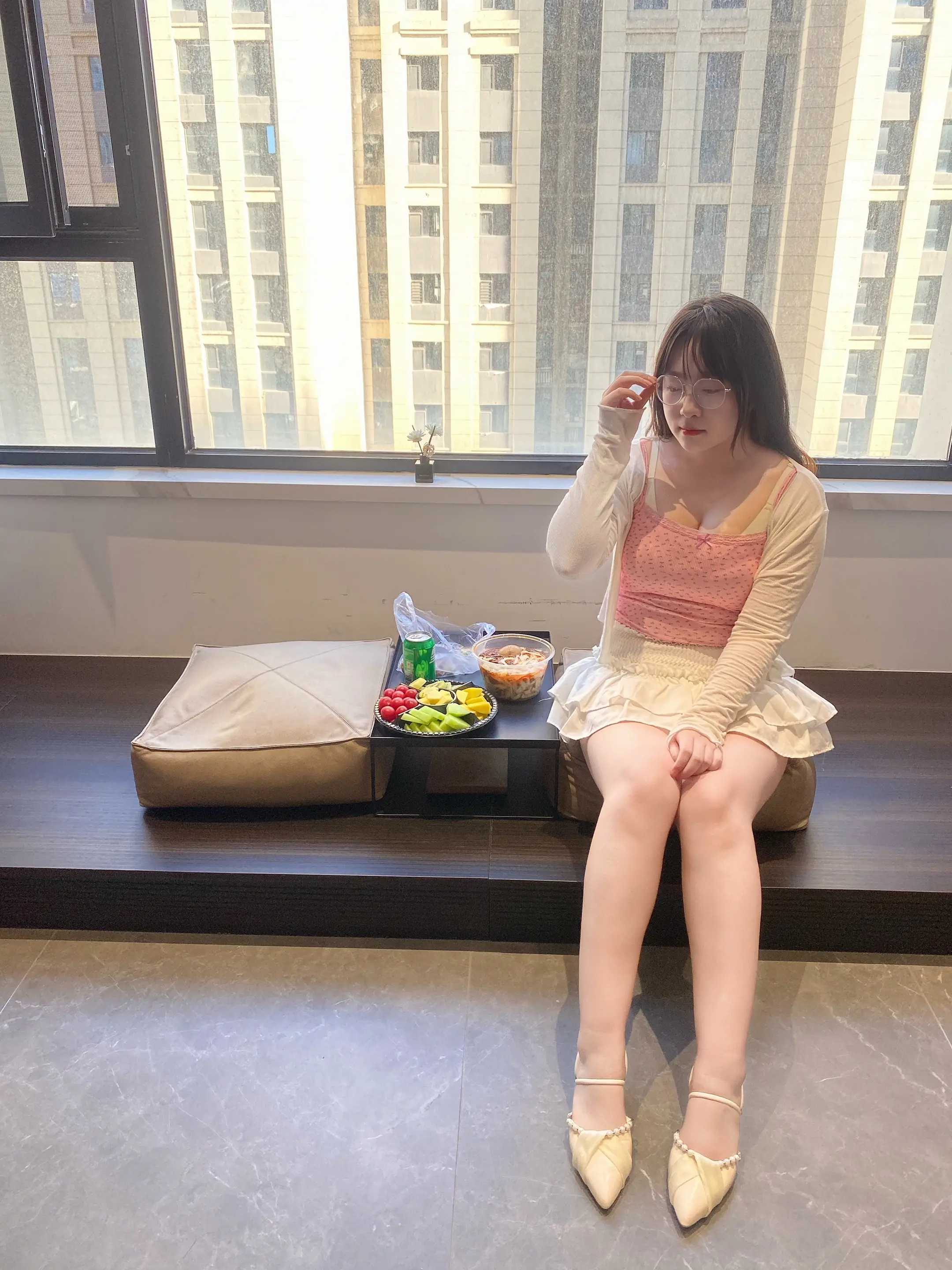 你总是叫我好好吃饭 真吃胖了你又不乐意了。