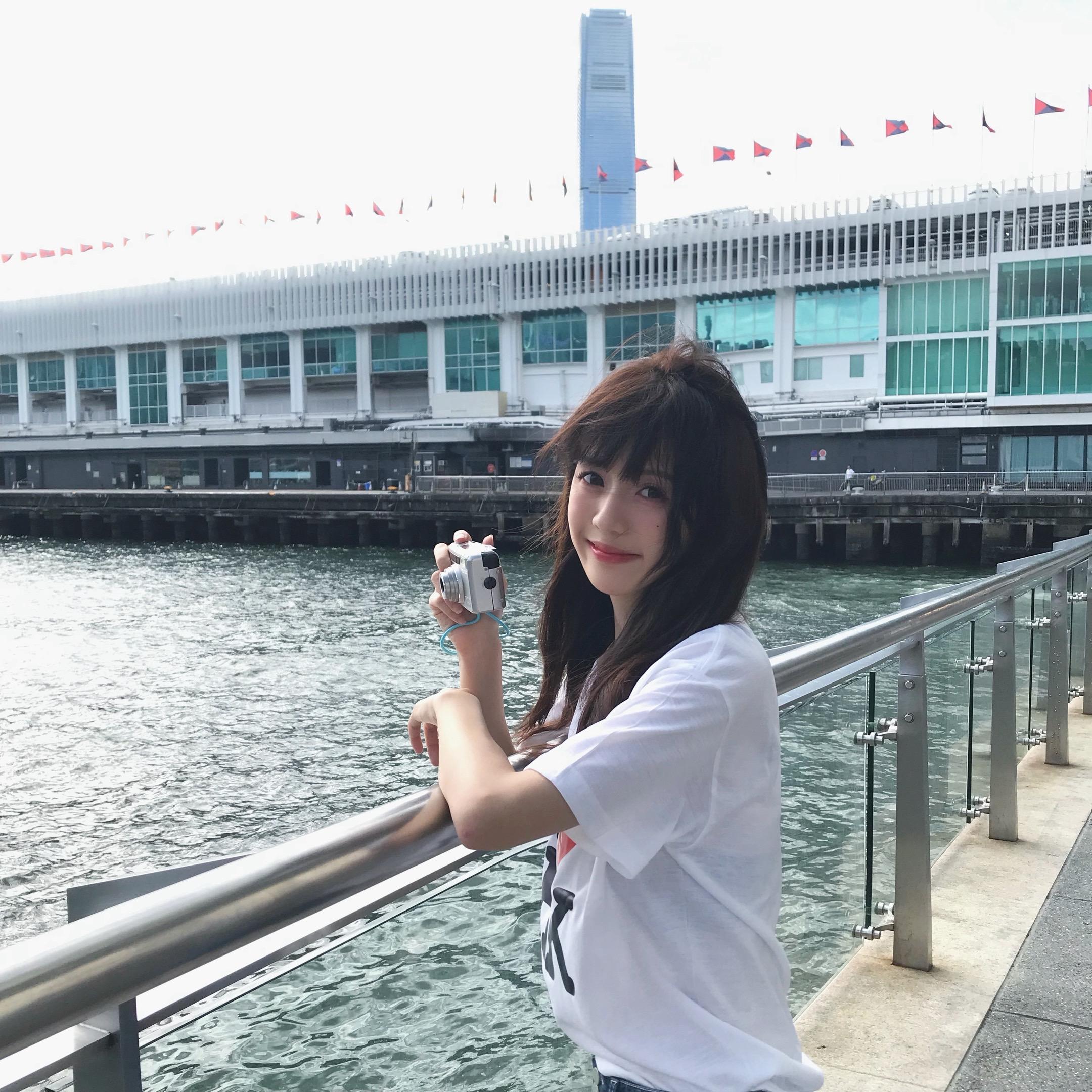 女孩 天真一辈子吧
