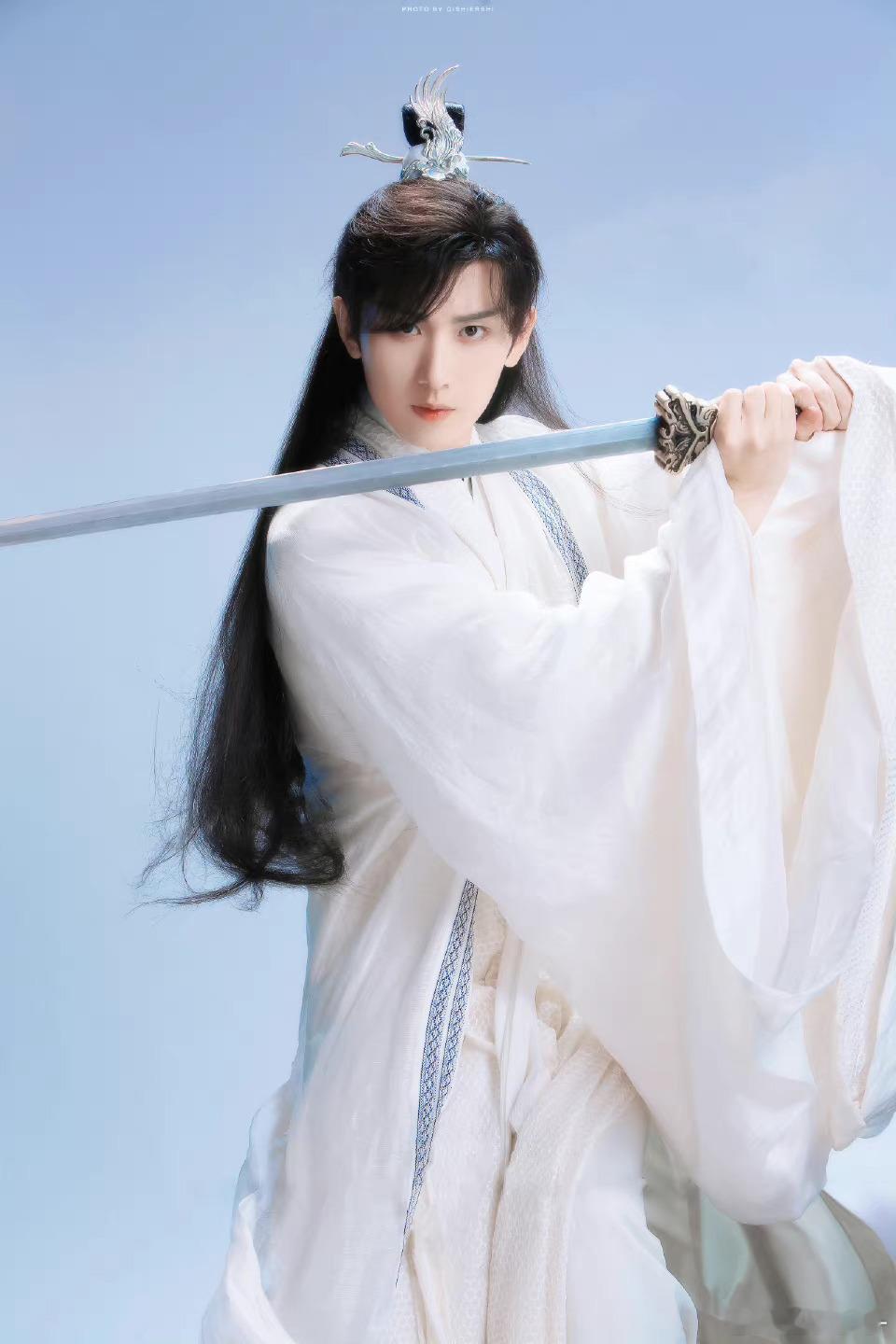 成毅狩谎 cy成毅林彦廷成毅你是我梦中来去自如的常客，也是我清醒时分的思念。成毅