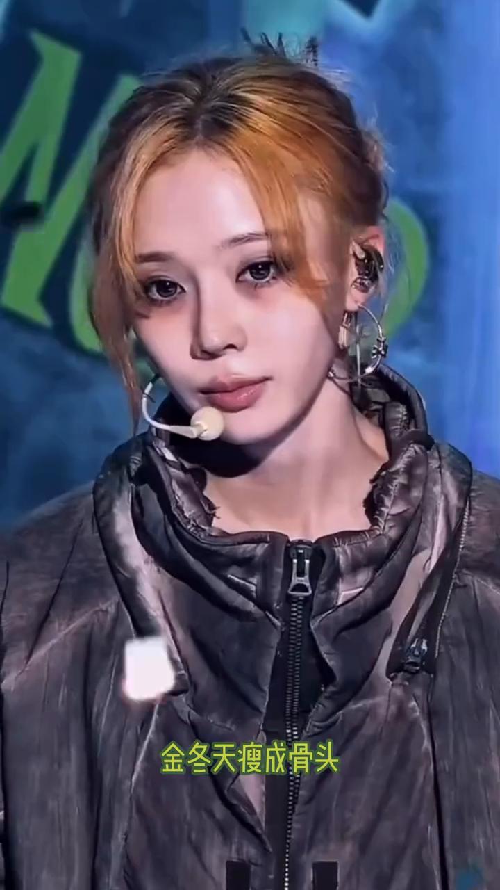 笑死，怪不得说柳智敏是全KPOP最不吃压力之人。团队里除自己外的三个队友全部暴瘦