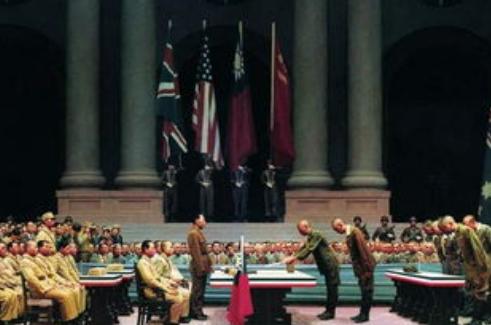 日本前首相不小心说漏嘴！1972 年中国放弃赔偿，全靠日本对台湾铁保证！如今高市