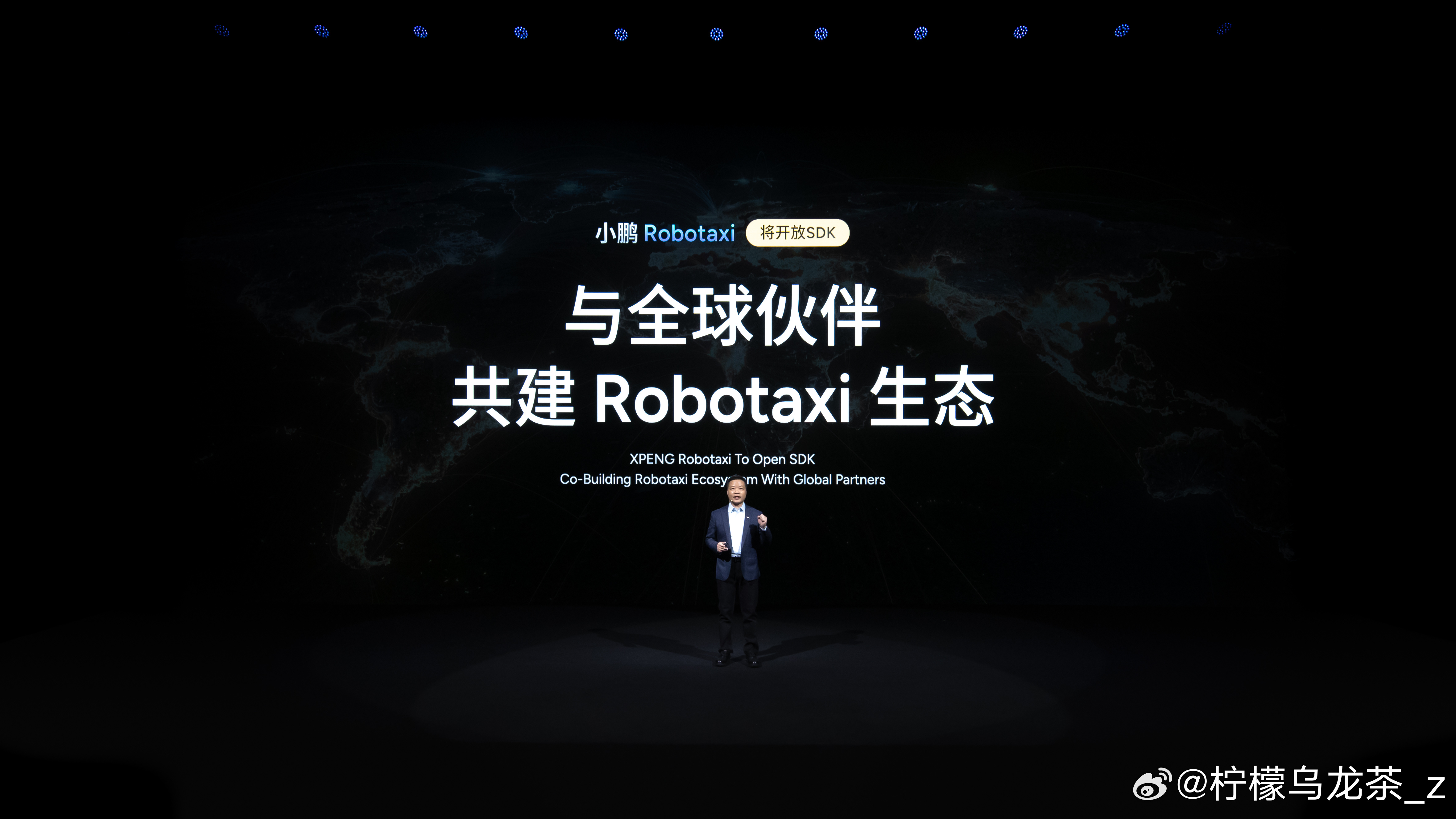 重要官宣📢小鹏x高德官宣开展Robotaxi合作！在小鹏科技日上，小鹏宣布Ro