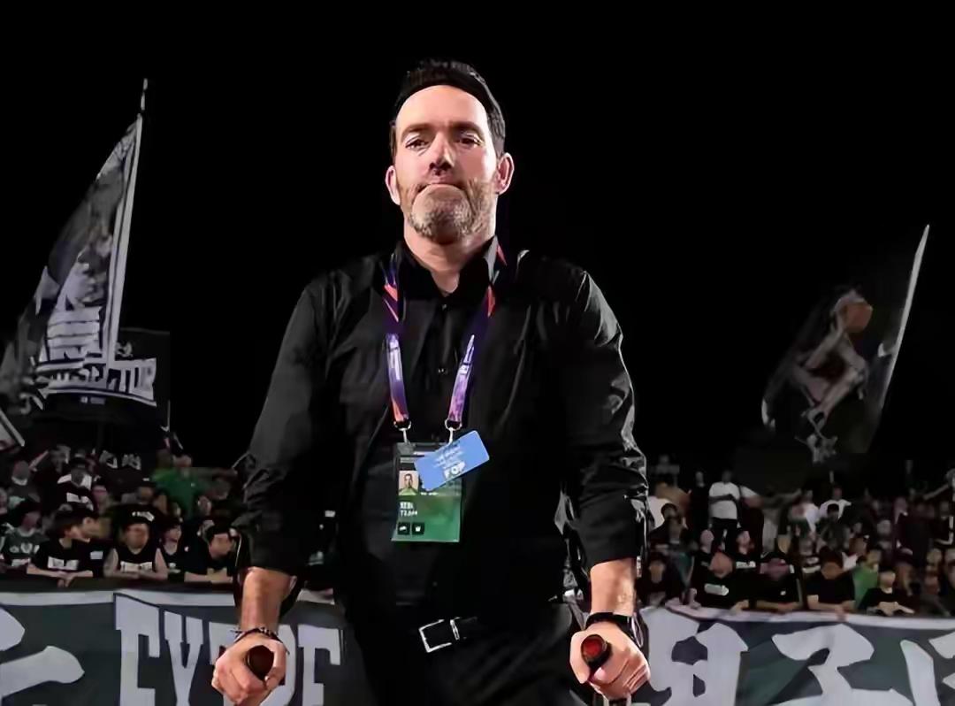 沪媒解读：五选一，武汉三镇为何中意苏亚雷斯！
据《东方体育日报》消息，武汉三镇是