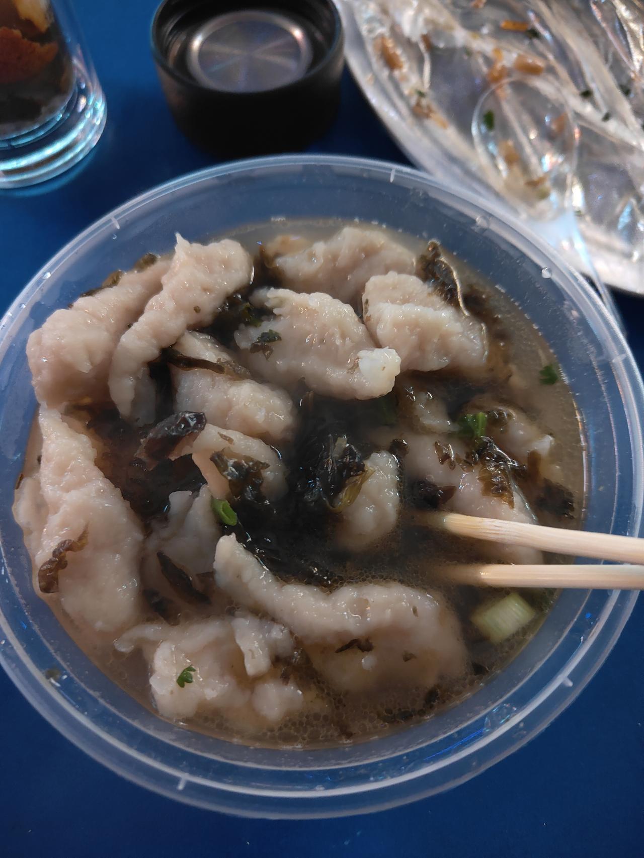 这个房间一千押二付一，真的贵吗？大家互相讨论一下。