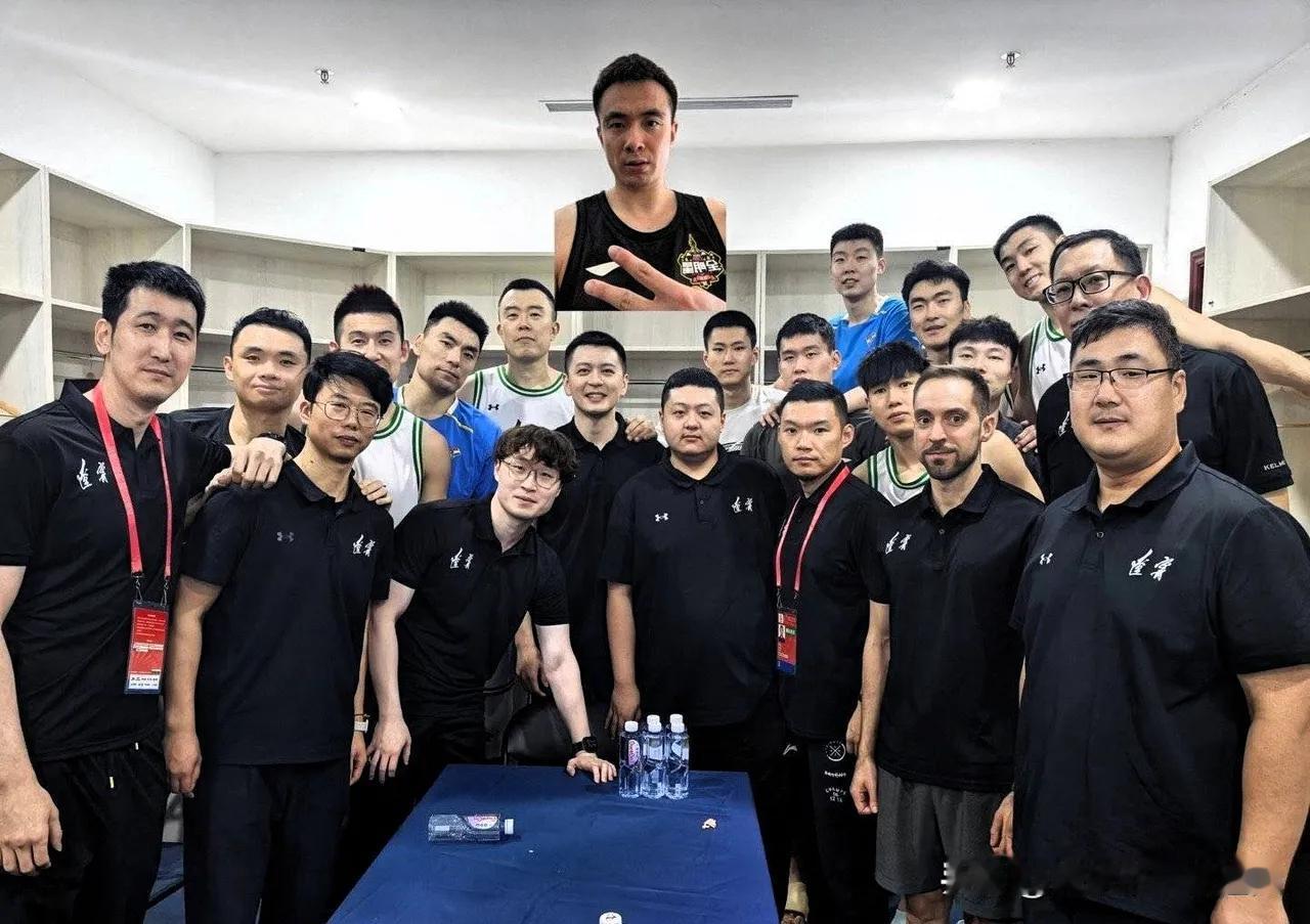 说实话，辽宁男篮这届全运会没有拿到奖牌大家都可以理解！因为我们的实力确实是不如人