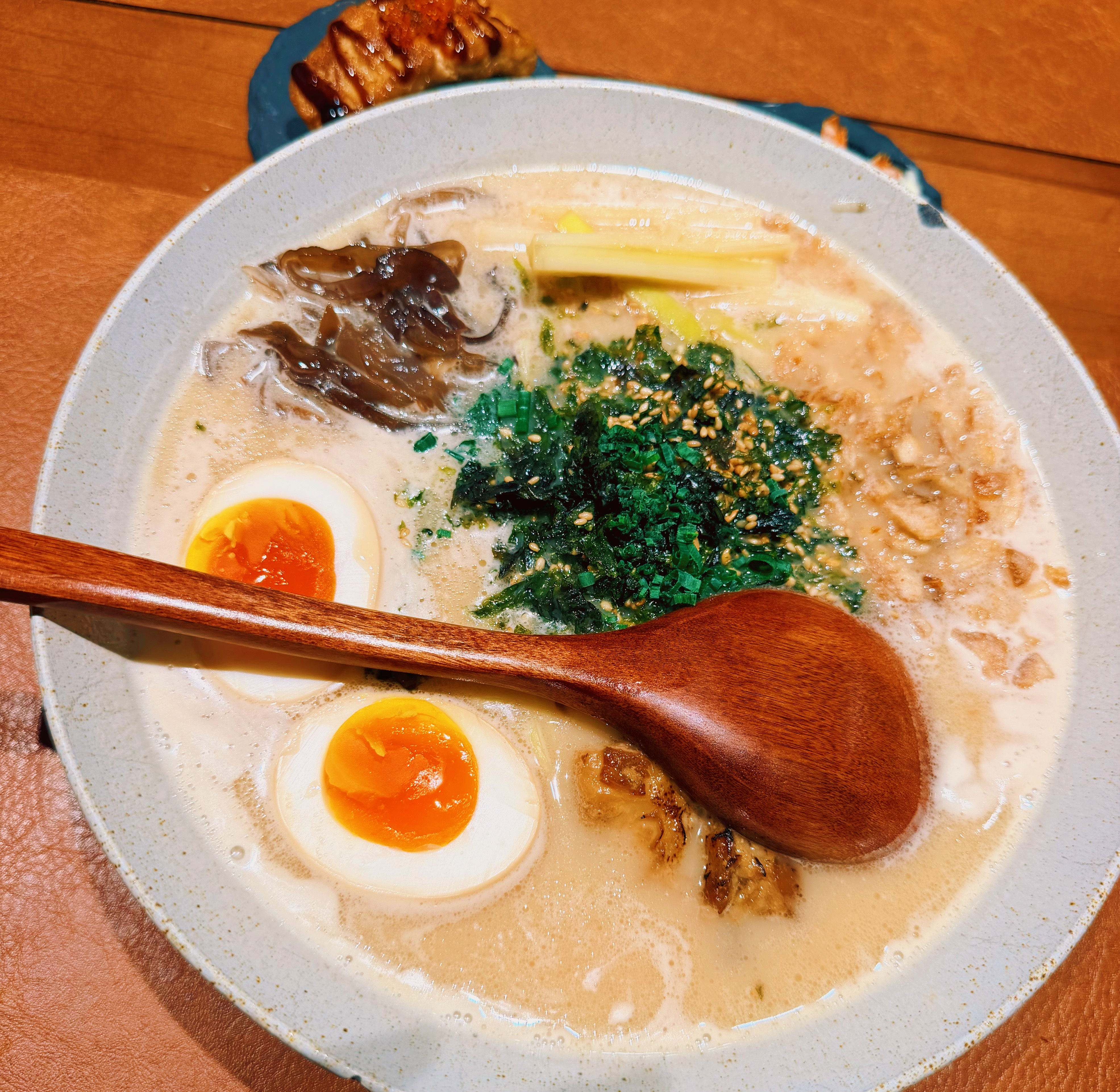 来吃晚饭了 ​​​