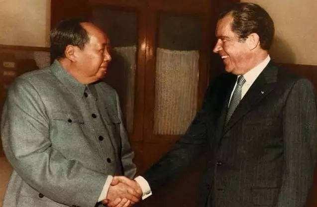 [太阳]1972年，美国总统尼克松在访华期间，问了毛主席一个问题：“您有什么特长