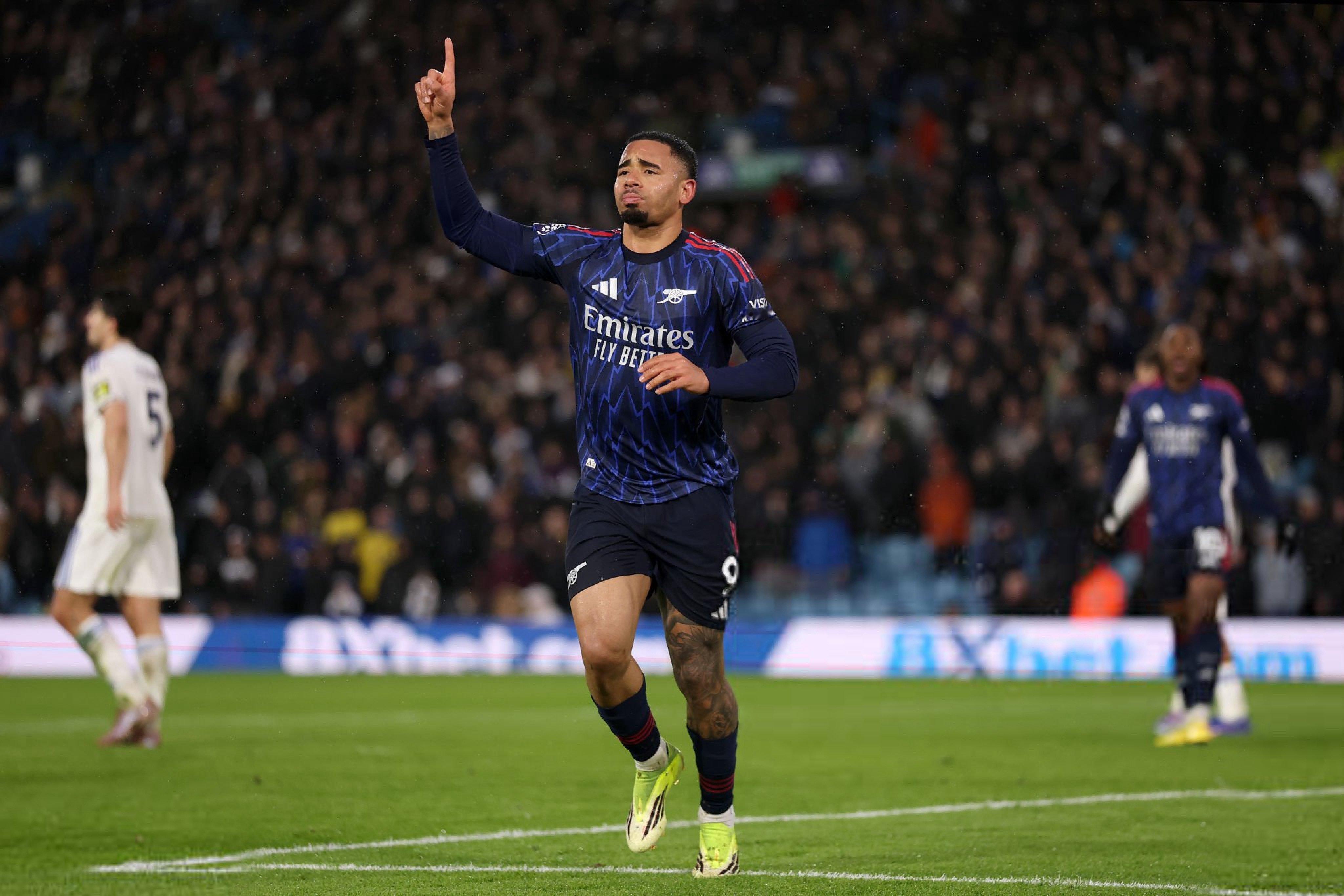 全场比赛结束，阿森纳客场4:0击败利兹联！！大家都能喘口气了！！利兹联vs阿森纳