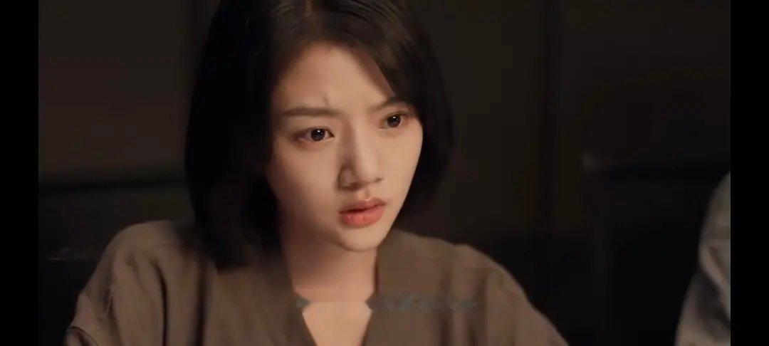 都是刚毕业女警，田曦薇和任敏谁赢了 