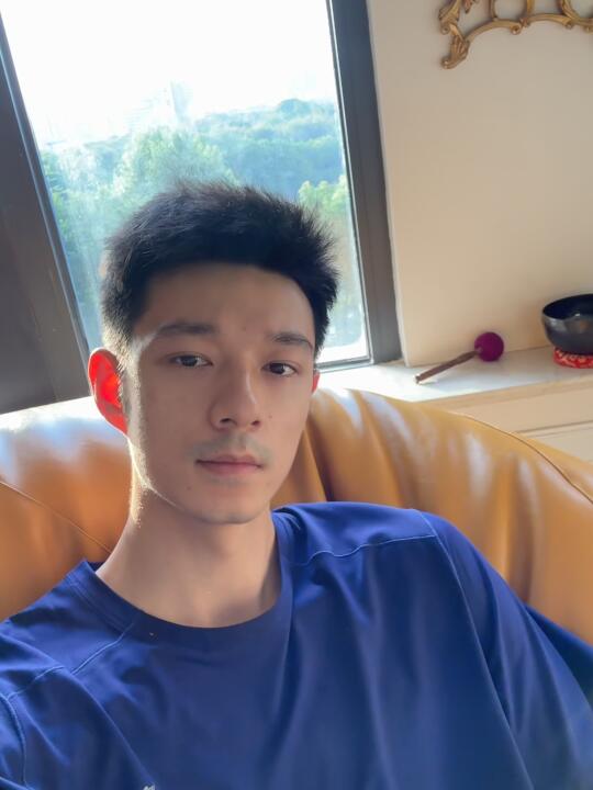 🤳夕阳下的自拍